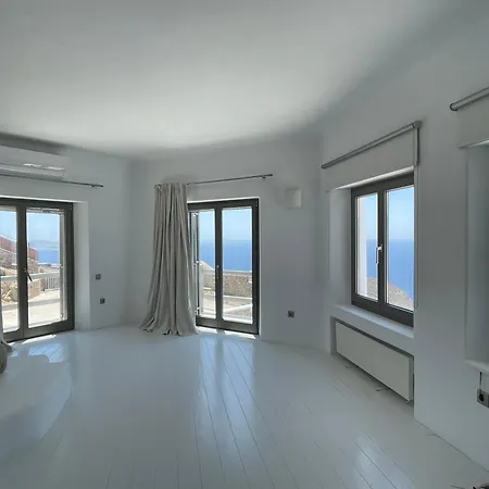 Faros Villa *